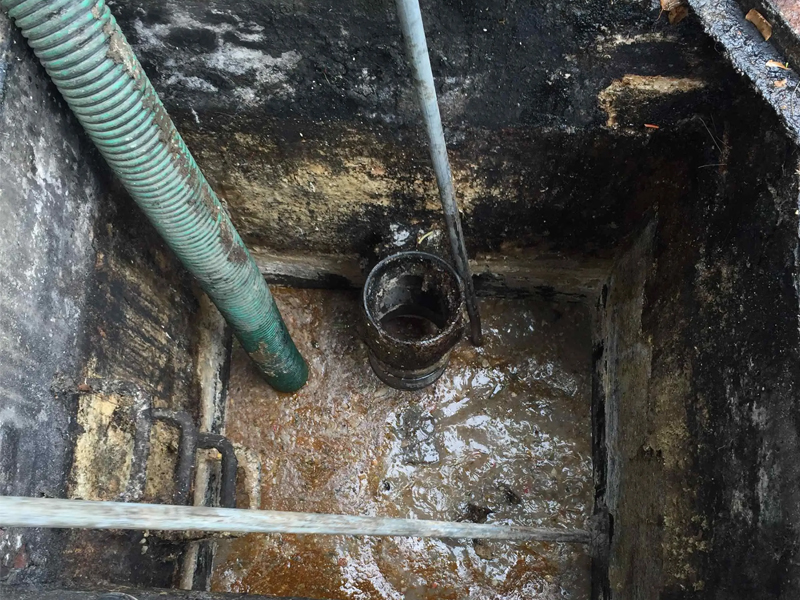 北安门隔油池清理